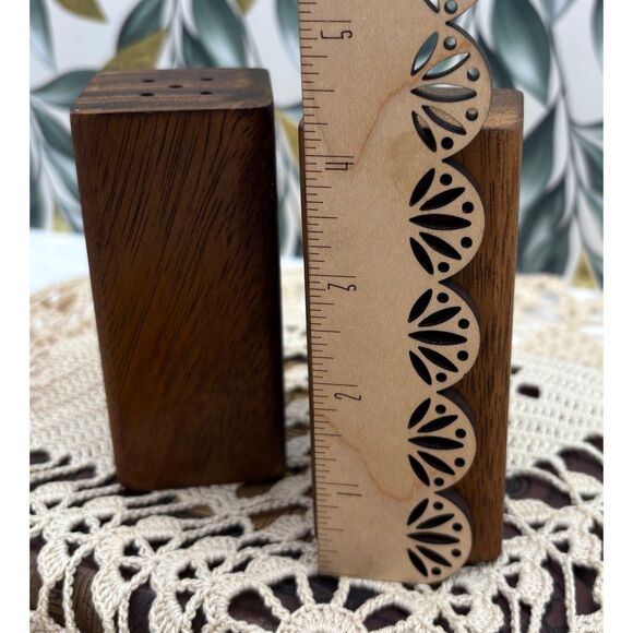 Vintage 70s Wood Salt and Pepper Set with Base - Picture 6 of 7